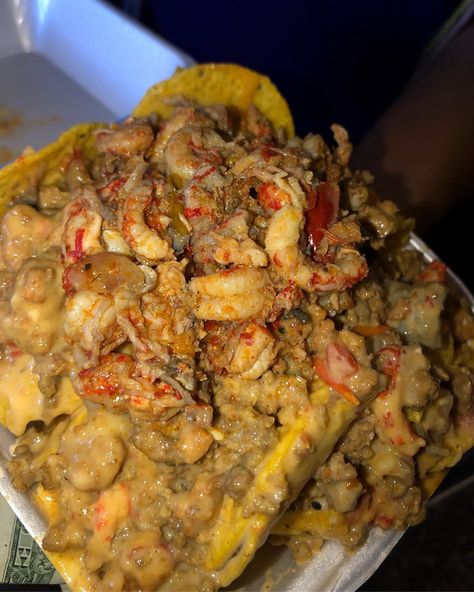 CRAWFISH ROTEL 🦞🧀 #neworleans #nolaeats #crawfish #eatnola #summer #onlyinnola #sweetthangsnola #louisiana #creole #crawfishnachos… Louisiana Creole Food, Rotel Nachos, Crawfish Nachos, Breakfast Brunch Party, Lunch Meals, Louisiana Creole, I'm Fat, Cajun Creole Recipes, Choppy Bangs