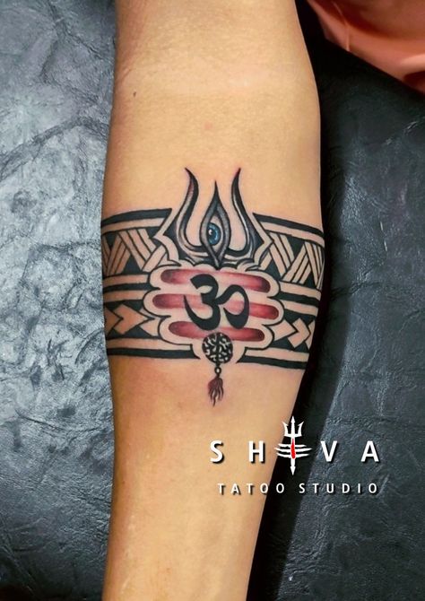 Trishul Armband Tattoo Design, Belt Tattoo For Men, Arm Band Tattoo Designs For Men, Trishul Armband Tattoo, Shiva Armband Tattoo Design, Shiva Band Tattoo Design, Trishul Band Tattoo, Mahadev Tattoo Designs For Men, Mahadev Tattoos