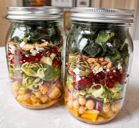 Winter Crunch Mason Jar Salad – WellPlated.com Well Plated Mason Jar Salads, Paleo Mason Jar Salads, Winter Crunch Mason Jar Salad, Healthy Salad Jars, High Protein Mason Jar Meals, Jar Salad Meal Prep, Salads In Jars, Mason Jar Meal Prep Healthy, Jar Salad Recipes Healthy