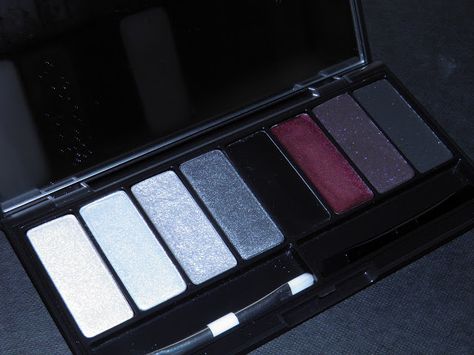 Dark Makeup Palette, Darcy Vega Zodiac, Midnight Mayhem, Grunge Vampire, Girl In Pieces, 4th Dimension, Zodiac Academy, Swag Makeup, Image Swag