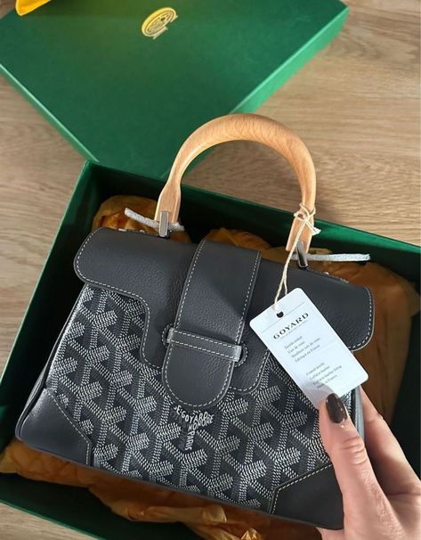 hkadavy on LTK Goyard Saigon Mini, Goyard Saigon, Goyard Bag, Fashion Buyer, Chic And Elegant, Everyday Luxuries, Timeless Handbag, Luxe Fashion, Bags Designer Fashion