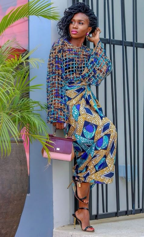 Bubu And Skirt Ankara, Boba Model En Pagne, Kimono Wax, Ankara Tops For Pregnant Women, Ankara Bubu Gown Styles 2021, Trendy Ankara Styles, Ankara Dress Styles, African Fabric Dress, Skirt And Top Set