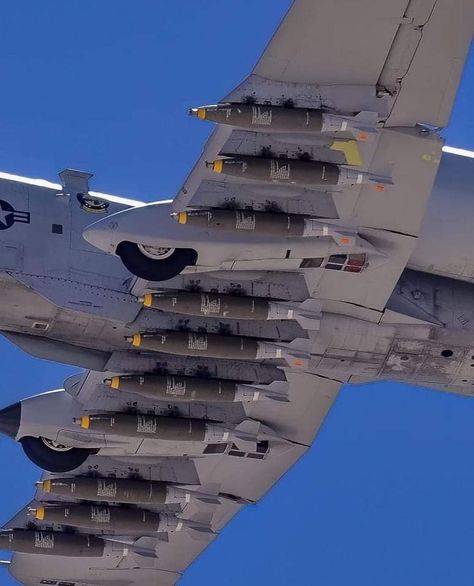 A-10 bomb load Haidar Ali, A10 Warthog, Jet Fighter Pilot, A 10 Warthog, Close Air Support, Vietnam History, Aviation World, Airplane Photography, Air Fighter