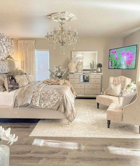 decorating a rental home Luxury Room Bedroom, Glam Bedroom, Bedrooms Decor, Bedroom Wall Colors, Gorgeous Bedrooms, Home Decor Hacks, Elegant Bedroom, Master Bedrooms, Luxury Rooms