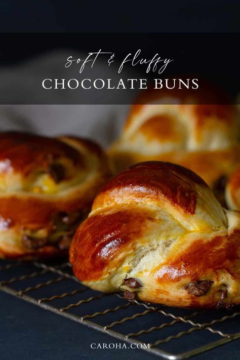 Chocolate Chip Brioche Buns, Chocolate Brioche Buns, Sweet Brioche Buns, Chelsea Buns Recipe, Chocolate Bun Recipe, Chocolate Chip Brioche, Chelsea Bun Recipe, Chocolate Bun, Cc Cookies