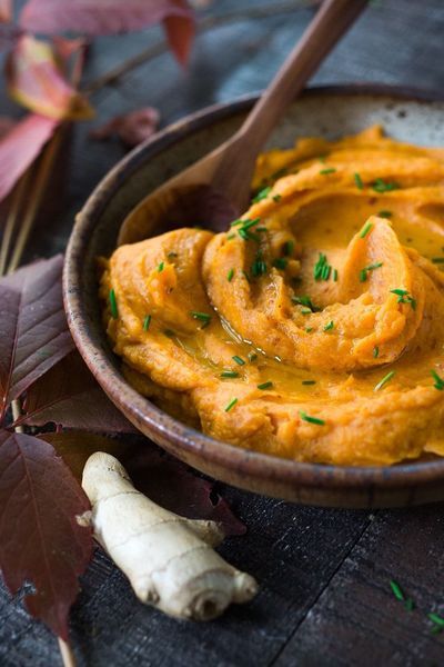 A quick and healthy recipe for Mashed Sweet Potatoes with Ginger- silky and luscious, these flavorful, vegan sweet potatoes can be made in under 30 minutes! Whipped Sweet Potatoes, Sweet Potato Recipes Mashed, Nigel Slater, Vegetarian Sides, Vegetarian Side Dishes, Vegan Side Dishes, Vegan Sides, Vegan Sweet Potato, Thanksgiving Side