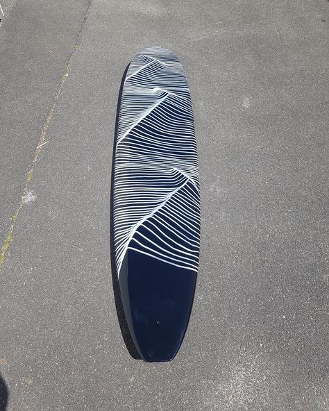 Surfboard Wax Art, Surfboard Spray Paint Design, Custom Surfboard Design, Surf Board Designs Surfboard Art, Painted Surfboard Ideas, Black And White Surfboard, Painted Surfboard, Surfboard Drawing, Surfboard Brands