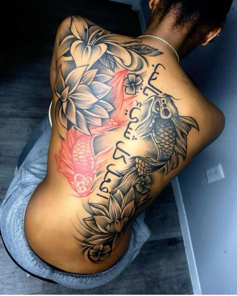 Pieces Back Tattoo, Freestyle Tattoo Ideas Women, Tattoo Ideas Female Sleeve Inner Arm, Top Sleeve Tattoo Women, Front Of Leg Tattoos Women, Shoulder Tattoos For Women Black, Women Full Back Tattoo, Women’s Back Tattoos, Cute Shoulder Tattoos For Black Women