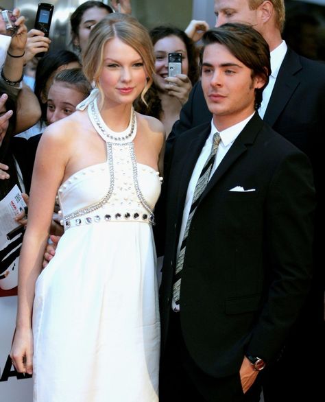 On this day 15 years ago, Taylor Swift and Zac Efron attended the Sydney premiere of "17 Again" at Hoyts Entertainment Quarter. Truly, what a time to be alive!⁠ ⁠ #ZacEfron #TaylorSwift Zac Efron 17 Again, 17 Again, Zac Efron, My Pookie, Taylor Swift, Sydney, Swift, Australia, Entertainment