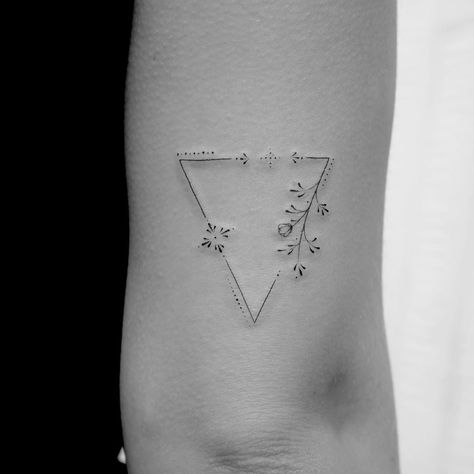 Adoption Tattoo, Chevron Tattoo, Triangle Tattoo Meaning, Inner Elbow Tattoos, Tricep Tattoos, Simple Arm Tattoos, Back Of Arm Tattoo, M Tattoos, Shape Tattoo