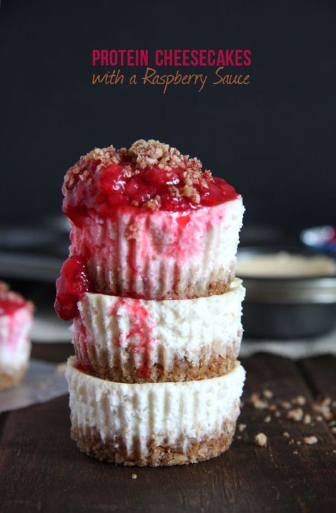 Mini Protein Cheesecakes with a Raspberry Sauce // 24 Carrot Life Cupcake Resipies, Cottage Cheese Desserts, Protein Cheesecake, Almond Crusted, Cottage Cheese Recipes, Raspberry Sauce, Sugar Sugar, Protein Recipes, Mini Cheesecakes