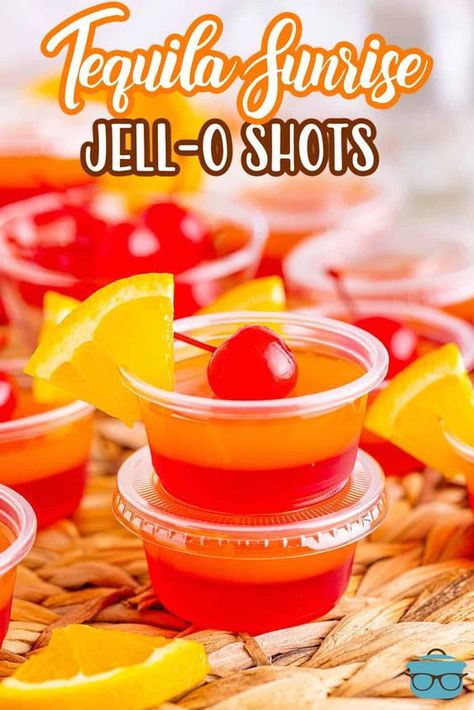 Yummy Jello Shots, Tequila Jello Shots, Thanksgiving Jello, Hello Shots, Boozy Recipes, Jello Shooters, Tequila Sunrise Cocktail, Boozy Popsicles, Jell O Shots