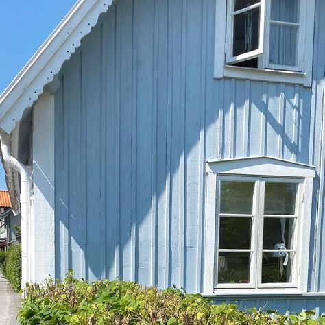 Vintage Cottage, Scandi Summer, Summer Dream, Swedish Blue, Scandinavian Home, Scandinavian Summer, Scandinavian Lifestyle, Big Windows, Country Side