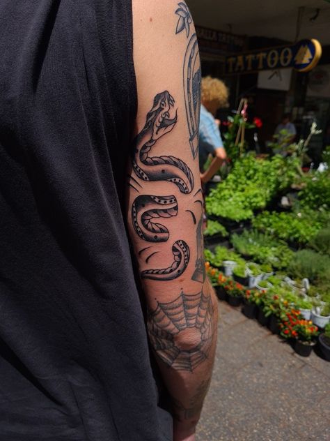 Old School Forearm Tattoo Men, Snake Elbow Tattoo, Trad Knee Tattoo, Old School Elbow Tattoo, Trad Snake Tattoo, Elbow Tattoo Traditional, Snake Tattoo On Arm, Old School Snake Tattoo, Traditional Tattoo Man