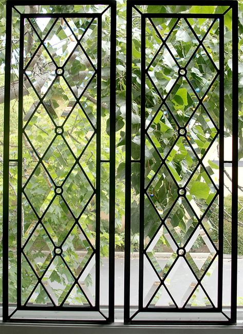 Stained Glass Door Panel Patterns, Lead Glass Windows Ideas, Glass Windows Design, Modern Stained Glass Windows, Windows Grill, Glass Window Design, Grill Designs, Home Window Grill Design, Porte In Ferro