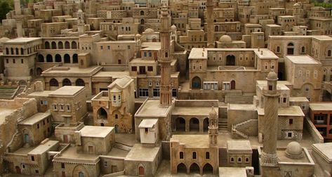 Mardin Castle to be open for tourism Minecraft Middle Eastern House, Middle Eastern Village, Middle East Building, Ancient Middle Eastern Architecture, Middle Eastern Buildings, Middle East House, Middle Eastern Palace, Fire Architecture, Dnd Tabaxi