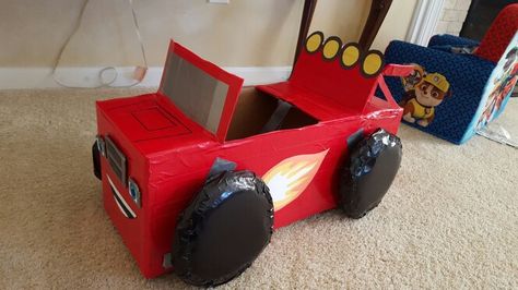 BLAZE costume DIY Diy Blaze And The Monster Machines Costume, Blaze Costume Diy, Blaze Halloween Costume, Monster Truck Costume, Blaze Birthday Party, Blaze Party, Blaze And The Monster Machines Party, Cardboard Box Car, Blaze Birthday