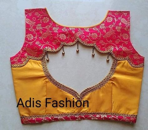 Pattu Blouse Stitching Designs, Pattu Blouse Design Models Back Neck, Pattu Blouse Back Neck Designs Pattern, Latest Blouse Neck Designs, Lace Blouse Design, Back Neck Design, Blouse Maggam Work, Patch Work Blouse Designs, Boat Neck Blouse Design