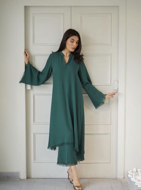 Casual Home Outfits Pakistani, Cotton Co Ord Sets Pakistani, Kameez Ideas, Reset Ideas, Casual Home Outfits, Kurti Ideas, Simple Dress Casual, Indian Dresses For Women, Desi Fits