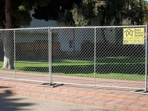 Movable fence panels can be used in those places where there fencing will need to be moved. These fence panels can be used as crowd barriers at construction sites. Movable Fence, Freestanding Fence, Commercial Fence, Construction Fence, Fencing Options, Fence Plants, Mesh Fencing, Best Nature, Ventura County