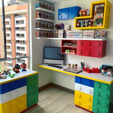 Lego Bedroom Decor, Lego Kids Room, Lego Room Ideas, Lego Desk, Lego Room Decor, Lego Bedroom, Lego Furniture, Boy Bedroom Design, Lego Room