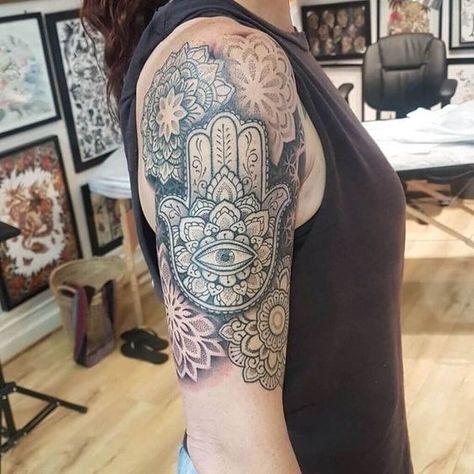 Hamsa Hand Sleeve Tattoo, Hamsa Tattoo Design Mandalas, Hamsa Tattoo Sleeve, Mandala Filler Tattoo Ideas, Mandala Hamsa Tattoo, Mandala Half Sleeve, Mandala Fillers, Hasma Tattoo, Hamsa Mandala