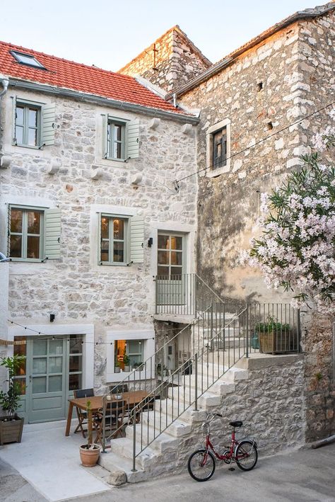 This gorgeous spot in Croatia is a total design dream, and our Soho House Dean Street tiles couldn't look more at home in it's beautiful courtyard. Click the link in our bio to read more about this lovely renovation project @theoldtownhousehvar Stari Grad Hvar, Old Townhouse, Stari Grad, Home Exteriors, Old Stone Houses, Greek House, Italian Home, Soho House, Stone Houses