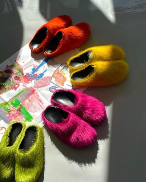 Marni Fashion, Marni Shoes, Dr Shoes, Trendy Shoes Sneakers, Pretty Shoes Sneakers, Fur Shoes, Fresh Shoes, Hype Shoes, Girly Shoes