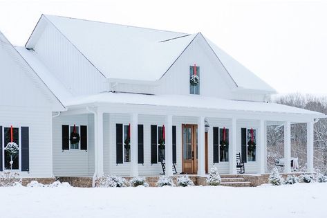 Farmhouse Front Porches Woodworking Plans, Adding Charm To A New Build, Old Farmhouse House Plans, 5 Bedroom Farmhouse Plans, Traditional Farmhouse Plans, Farmhouse Cottage House Plans, Ranch Farmhouse Plans, Historical House Plans, Four Gables House Plan