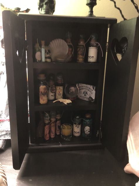 Witches apothecary cabinet Mini Apothecary, Witches Apothecary, Creepy Crafts, Magic Crafts, Craft Cabinet, Apothecary Cabinet, Wall Cabinet, Apothecary, Liquor Cabinet