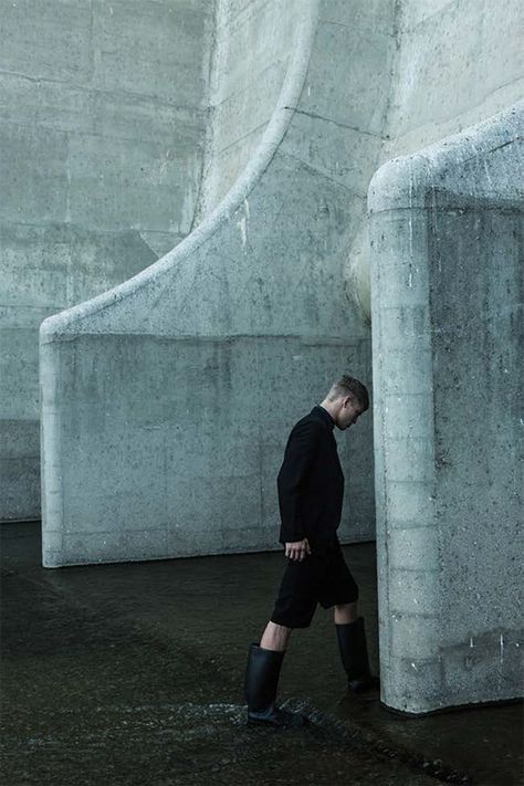 Chapter Spring/Summer 2014 "Lucid Void" - Octopian Water Shoot, Campaign Fashion, Winter Lookbook, Zoom Photo, The Future Is Now, History Of Photography, Shoot Film, Photoshoot Concept, Ghost In The Shell