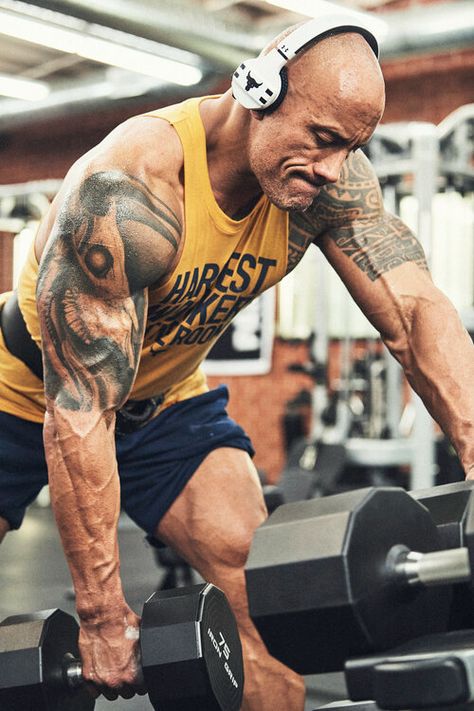 Dwayne Johnson Body, The Rock Dwayne Johnson Workout, Dwayne Johnson Workout, The Rock Workout, Dwyane Johnson, Motivation Posters, Gym Photoshoot, Gym Photography, Gym Wallpaper