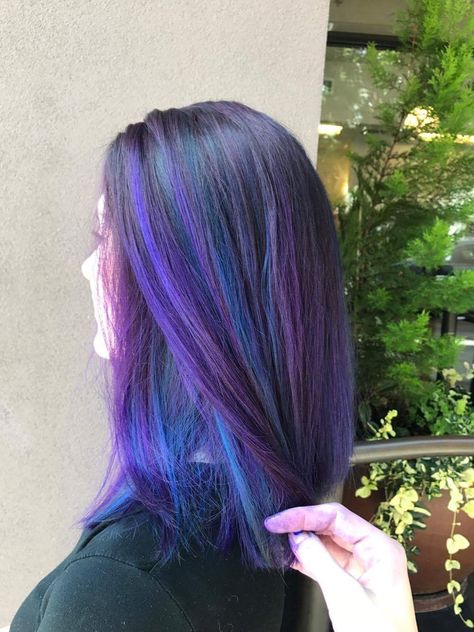 Blue And Purple Bayalage Hair, Purple And Blue Highlights In Brown Hair, Medium Length Purple Balayage, Blue Purple Balayage, Blue Bayalage Hair, Two Tone Purple Hair, Dark Blue And Purple Hair, Purple Blue Highlights, Blue And Violet Hair