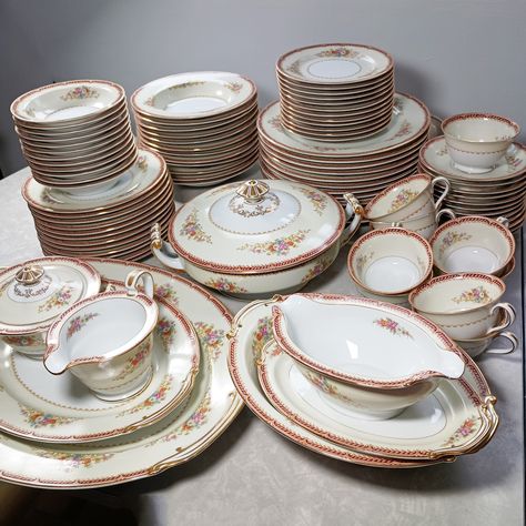 https://www.etsy.com/listing/1688239074/vintage-rose-china-japan-noritake-ro6-91 Vintage Rose (Japan) China Pattern number RO6 delicate sprays of flowers on cream band background, a maroon band with gold laurel and fleur d lis and gold verge band design. Almost complete (Missing 2 cups) service for 12. #VintageChina #GrandmasChina #serviceForTwelve #FineChina #OccupiedJapan #RoseChinaJapan #oldNoritakeChina Noritake China Patterns Vintage, Noritake China Patterns, Cream Band, Fine China Dinnerware, China Dinnerware Sets, Noritake China, Band Design, Antique China, China Patterns