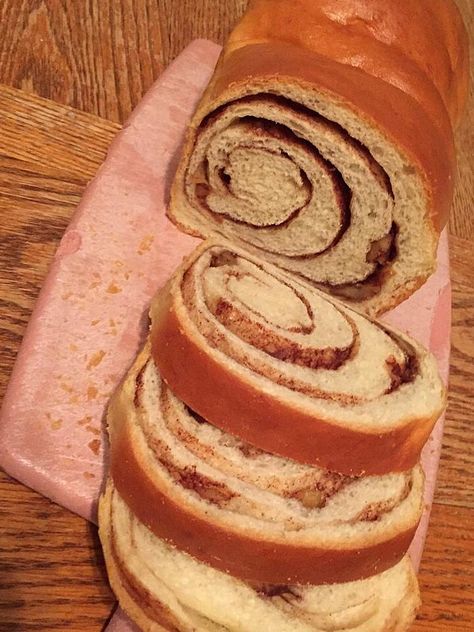 Cinnamon Swirl Bread for the Bread Machine | Allrecipes Cinnamon Swirl Bread Recipe, Swirl Bread Recipe, Easy Bread Machine Recipes, Challah Bread Recipes, Homemade Apple Butter, Swirl Bread, Cinnamon Swirl Bread, Bread Maker Recipes, Breakfast Bread Recipes