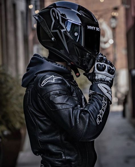 Moto Ninja, Indian Bike, Motorcycle Guy, Arch Angel, Biker Helmets, Hot Biker Guys, Biker Photography, Bike Leathers, Image Moto