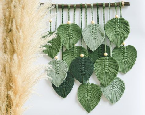 Green Leaves Macrame Wall Hanging Macrame Feather Farmhouse - Etsy Ukraine Macrame Leaf Wall Hanging, Leaf Wall Hanging, Boho Headboard, Macrame Feather Wall Hanging, Small Macrame Wall Hanging, Macrame Leaf, Macrame Feathers, Headboard Decor, Wall Hanging Macrame