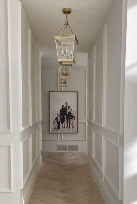 Hallway Box Trim, Box Moulding Hallway, Picture Molding Entryway, Foyer Wall Trim, Hallway Trim Ideas, Hallway Molding Ideas, Hallway Molding, Aesthetic Beach House, Wall Molding Design