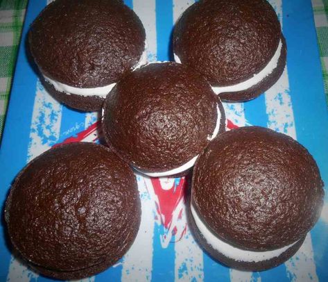 Gobs Recipe, Easy Whoopie Pie, Cake Mix Whoopie Pies, Whoopee Pie, Whoopie Pie Filling, Whoopie Pie Recipe, Chocolate Whoopie Pies, Pumpkin Whoopie Pies, Whoopie Pie