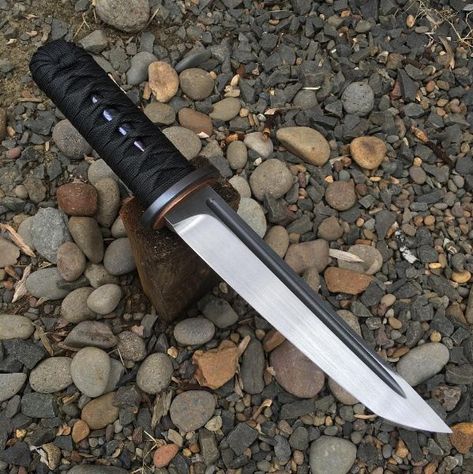 Tanto Blade, Tanto Knife, Knife Design, Cool Knives, Finding Balance, Handmade Knives, Fixed Blade Knife, Chef Knife, Knife Making