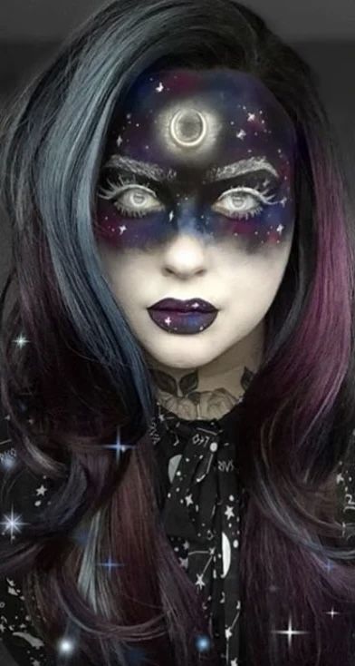 Dark Moon Makeup, Dark Moon Goddess Costume, Fantasy Witch Makeup, Nyx Goddess Cosplay, Moon Goddess Cosplay, Nyx Goddess Makeup, Fantasy Makeup Goddesses, Celestial Witch Makeup, Hecate Makeup