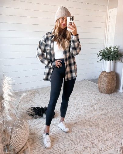 Casual Shacket Outfits Leggings, Plaid Top And Leggings Outfit, Plaid Long Sleeve Shacket For Spring, Casual Plaid Shacket With Relaxed Fit, Flannel And Leggings Outfit, Flannel With Leggings, Leggings And Flannel Outfit, Plaid Single-breasted Shacket For Fall, Flannel And Leggings