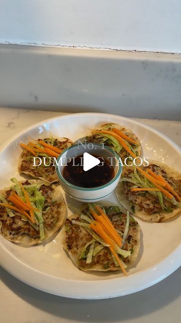 Holly Dingwall on Instagram: "DUMPLING TACOS 🌮🥟 - winner of my most popular recipe of 2023!! 🥳🥰   This is a super fun recipe and a new way to try your favourite dumplings! ❤️   INGREDIENTS  - 250g pork mince  - 25 dumpling wrappers  - 4 spring onions  - 1 tbsp soy sauce  - 1 tsp chilli oil  - 1 tsp rice vinegar  - 1 egg  - Sliced carrot  - Sliced lettuce  Sauce  - 1 tbsp light soy sauce  - 1 tsp dark soy sauce  - 1 tsp rice vinegar  - 1 tsp chilli oil  - 1 tsp vegetable umami (optional)   METHOD  - Mix together ingredients for the dumplings then scoop 1-2 tsp filling onto a dumpling wrapper until covered and even  - In a hot pan with 1 tbsp oil, add dumplings filling side down and fry on high heat for 2 minutes, flip then add 1/2 cup water and cover with a lid for a further 2 minutes. Dumpling Tacos, Dumplings Filling, Sticky Lemon Chicken, Dumpling Wrapper, Goat Recipes, Dark Soy Sauce, Chilli Oil, Taco Ingredients, Dumpling Wrappers