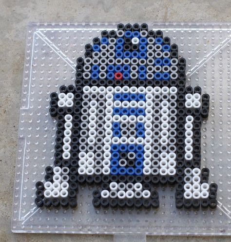 Star wars Star Wars Perler Beads, Perler Designs, Modele Pixel Art, Easy Perler Bead Patterns, Melty Bead Patterns, Pearl Beads Pattern, Fuse Bead Patterns, Hama Beads Design, 8bit Art