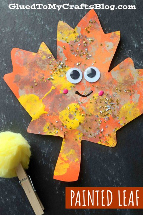 Arts And Crafts Fall, Pom Pom Activities, Halloween Preschool Activities, Leaf Craft, Autumn Leaves Craft, Preschool Crafts Fall, Halloween Crafting, November Crafts, Fall Arts And Crafts