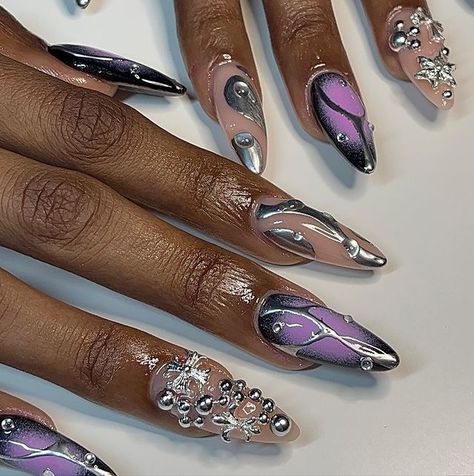 Y2k Purple Nails, Purple And Silver Nails, Purple Chrome Nails, Purple Chrome, Punk Nails, Simple Gel Nails, Purple Nail, Almond Acrylic Nails, Star Nails