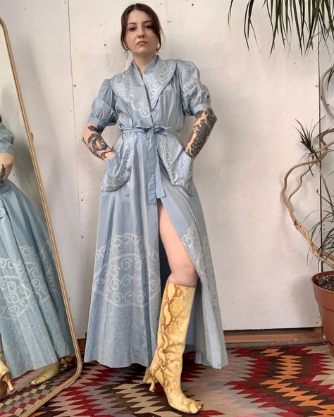 AN-UH-MOYA on Instagram: “SOLD — a #1940s baby blue sharkskin wrap style dressing gown! I love the chainstitch embroidery! #1940sdress #1940sdressinggown…” Chain Stitch Embroidery, 1940s Dresses, Skirt Fits, Dressing Gown, Sleepwear Robe, White Embroidery, Chain Stitch, Wrap Style, Puff Sleeves