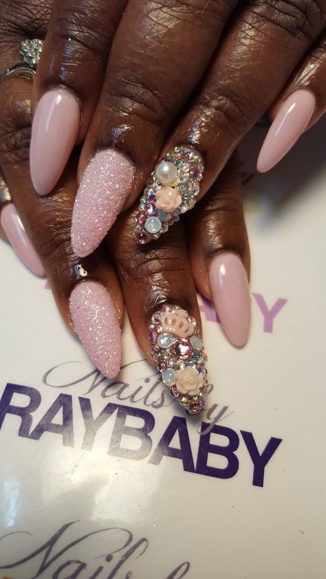 Nude Jelly Nails, Encapsulated Glitter Nails, Jelly Nails Designs, Alabama Nails, Acrylic Nails Almond Shape, Pearl Nail Art, Almond Acrylic, Encapsulated Nails, Lovely Nails