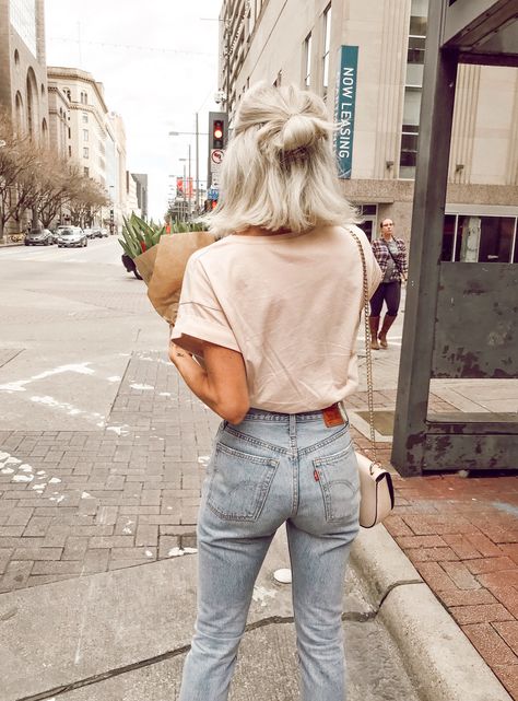 https://instagram.com/p/BftuZmLl7gD/ Hairstyles For, Cute Hairstyles For Medium Hair, 90's Fashion, Medium Hairstyles, Skirt Denim, Penteado Cabelo Curto, Fashion Jeans, Beauty And Fashion, Grunge Hair