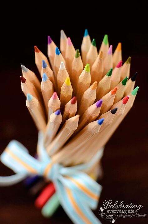 “I would send you a bouquet of newly sharpened pencils if I knew your name and address.” -Joe Fox (Tom Hanks) in You've Got Mail The Shop Around The Corner, Shop Around The Corner, The Sweetest Thing Movie, Crochet Bow, Movies Quotes, Pencil Sharpeners, Know Your Name, Crochet Bows, You've Got Mail